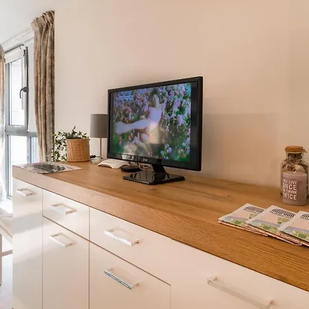 The Turquoise Studio With Amazing View Apartment