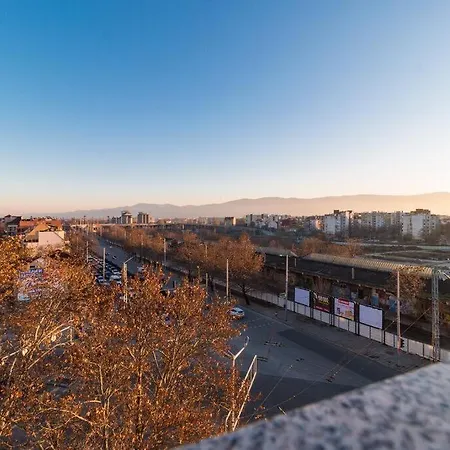 The Turquoise Studio With Amazing View