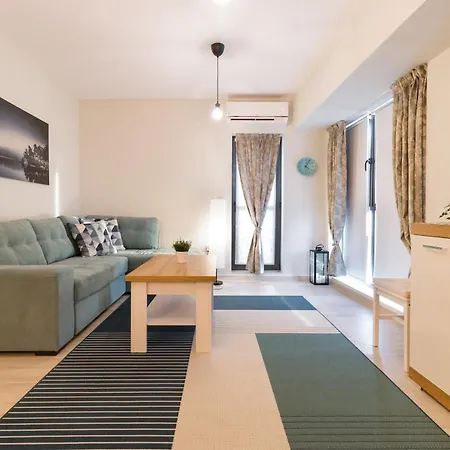 The Turquoise Studio With Amazing View Apartment *
